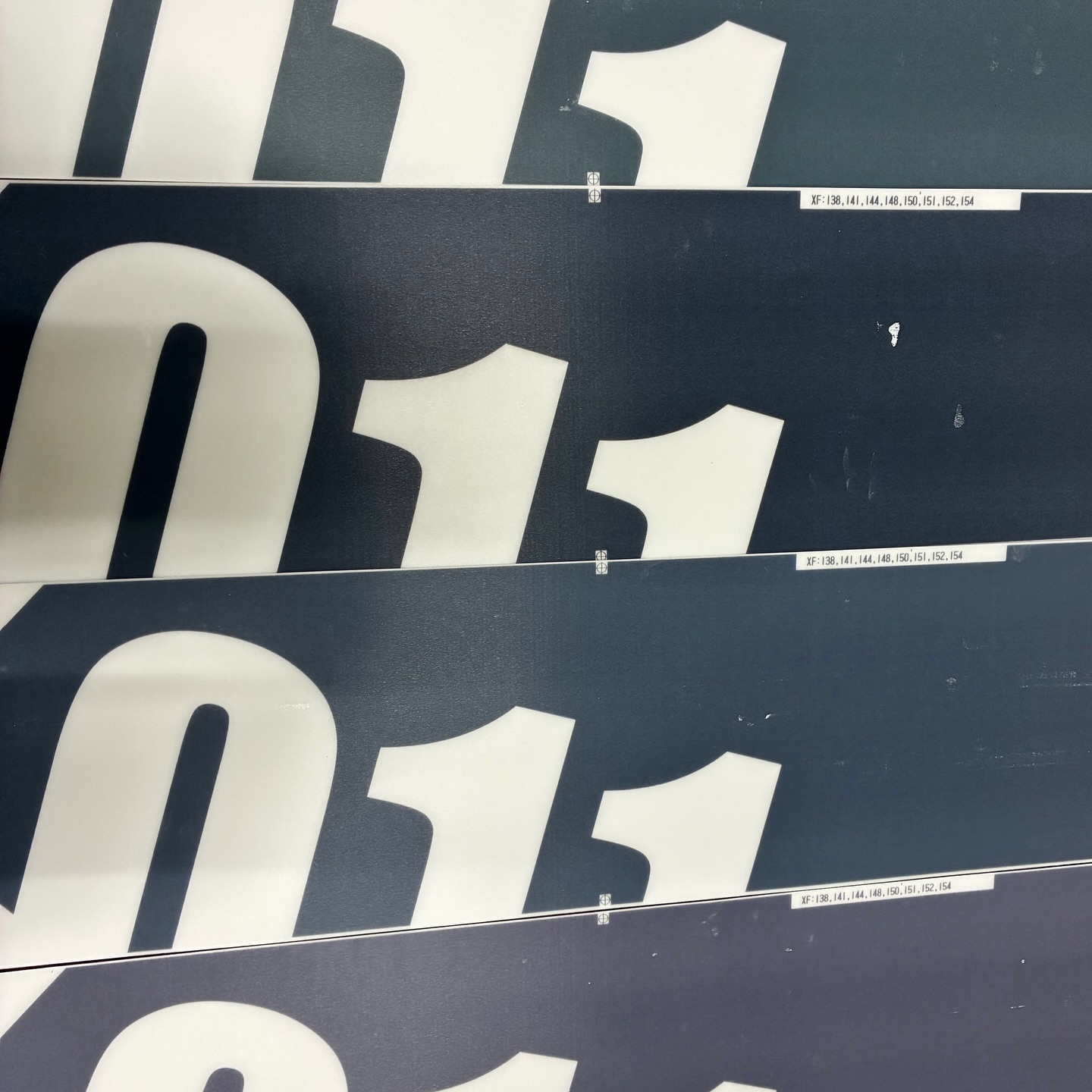 26-27来期モデル
デッキ、ソールデザイン共全て完成しております。
後はテストサンプルが出来上がり、試乗テストでOKとなれば展示会にて発表
予定では2026/1/20.21東京での展示会開催です。
からの全国試乗会へ
楽しみにお待ち下さい。
#011artistic
#スノーボード
#国産
#ドメスティック
#グラトリ
#ジブ
#フリーラン
#パウダー
#カービング