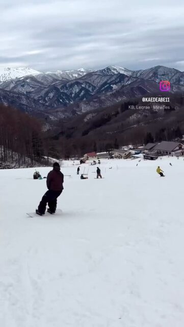 011ライダー
@kaedeabe11 

使用ボード
DOUBLE FLY 152

#011artistic 
#グラトリ
#流し
#キャンバー 
#フリーラン