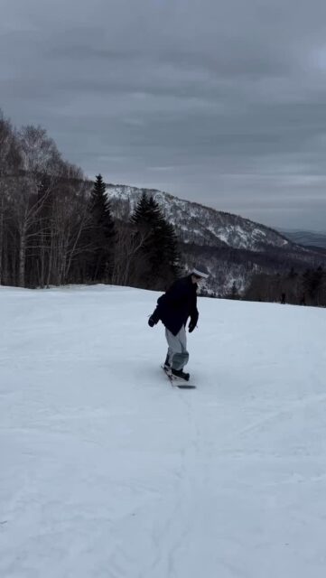 011ライダー
@shun_hosokawa_ 

使用ボード
DOUBLE FLY150

#011artistic 
#グラトリ
#フリーラン
#キャンバー
#キロロ