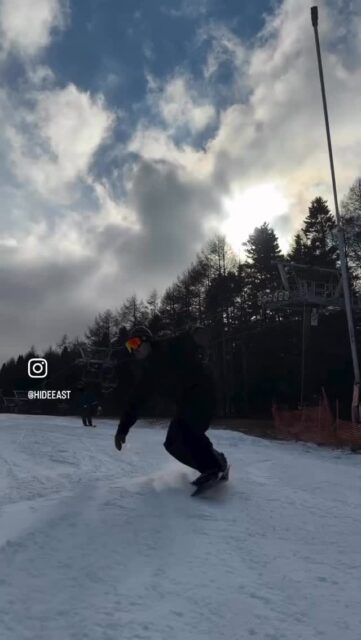 011ライダー
@hideeast 

使用ボード
X FLY152

#011artistic 
#グラトリ
#フリーラン 
#キャンバー
#snowboard